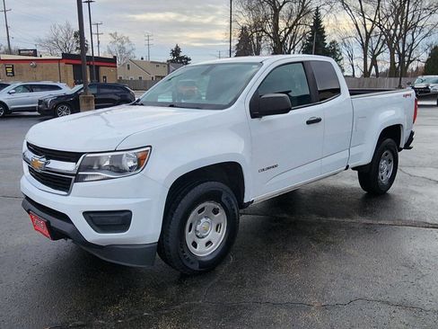 Used 2020 Chevrolet Colorado W/T w/ WT Convenience Package image 4
