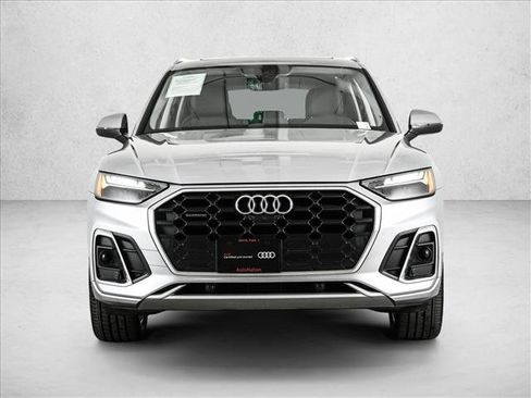 Certified 2023 Audi Q5 2.0T Premium Plus w/ Premium Plus Package image 2