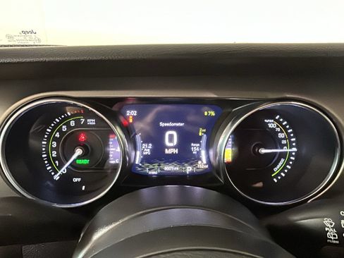 Used 2023 Jeep Wrangler Unlimited w/ Cold Weather Group AWD/4WD image 20