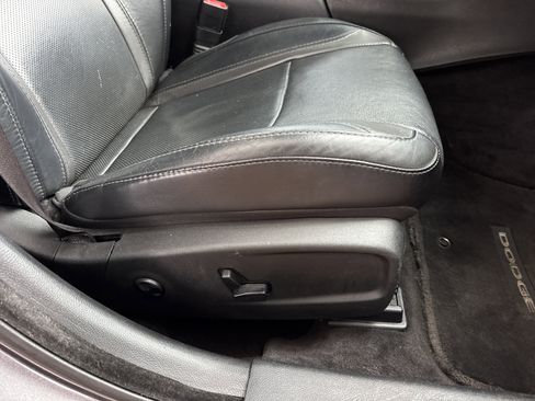 Used 2015 Dodge Charger R/T w/ Plus Group RWD image 26