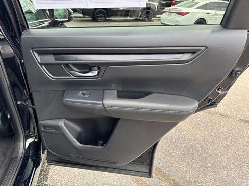 Used 2025 Honda CR-V EX image 22