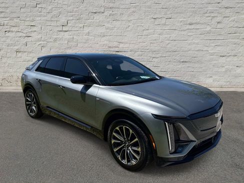 New 2026 Cadillac Lyriq Sport RWD image 7