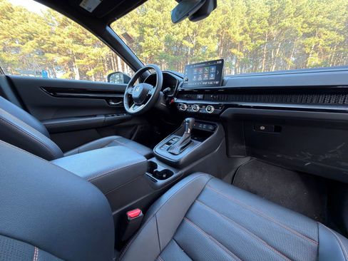 Used 2024 Honda CR-V Sport Touring image 19