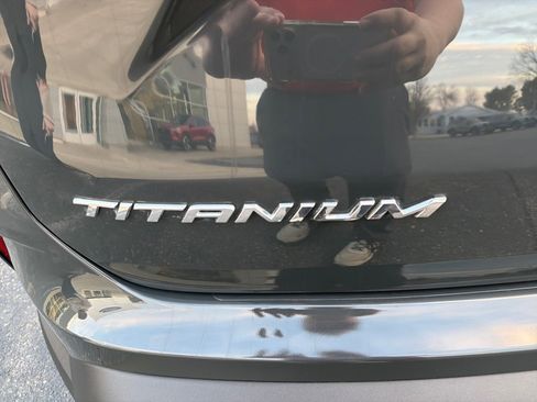 Used 2021 Ford Edge Titanium w/ Cargo Accessory Package FWD image 10