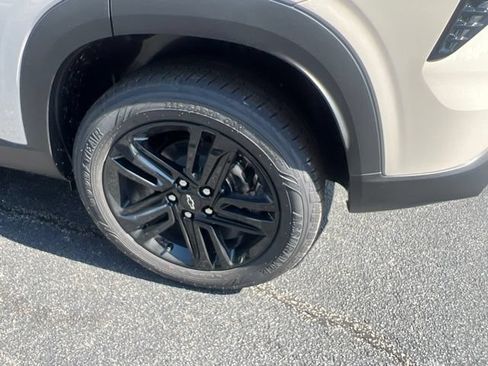 New 2026 Chevrolet Trax ACTIV w/ Driver Confidence Package FWD image 19