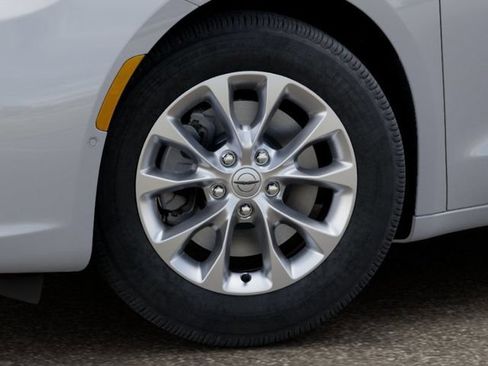 New 2025 Chrysler Pacifica Select AWD/4WD image 8