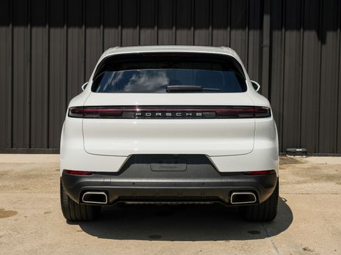 New 2026 Porsche Cayenne E-Hybrid image 9