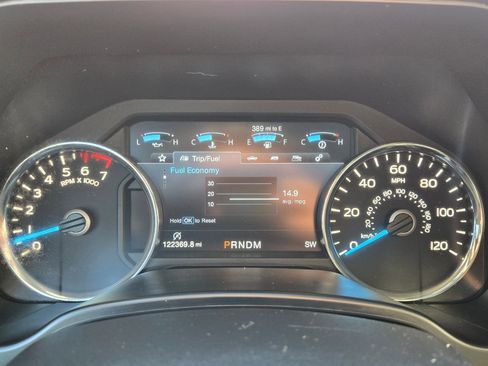 Used 2018 Ford F150 Lariat w/ Equipment Group 502A Luxury image 19