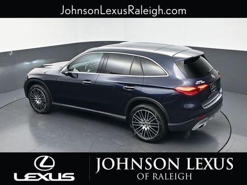 Used 2024 Mercedes-Benz GLC 300 4MATIC image 25