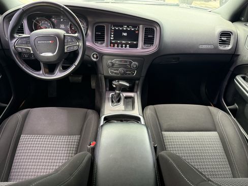 Used 2023 Dodge Charger SXT RWD image 13