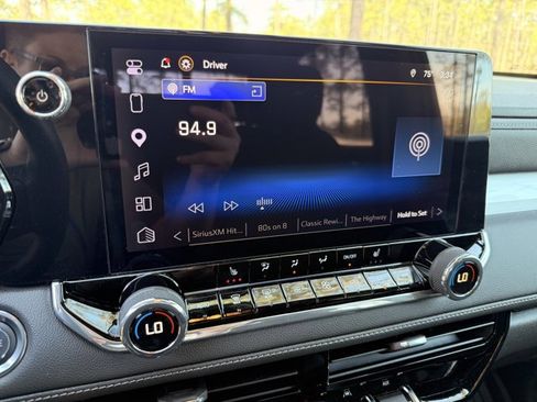 Used 2026 Chevrolet Colorado LT w/ Advanced Trailering Package image 18