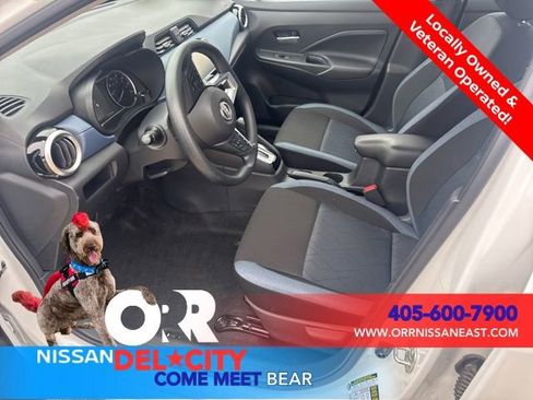Certified 2025 Nissan Versa SV w/ Trunk Package FWD image 3