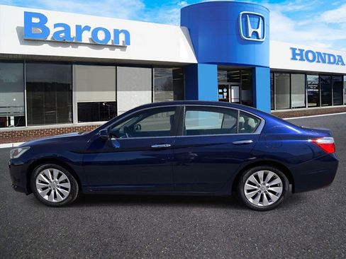 Used 2015 Honda Accord EX image 3