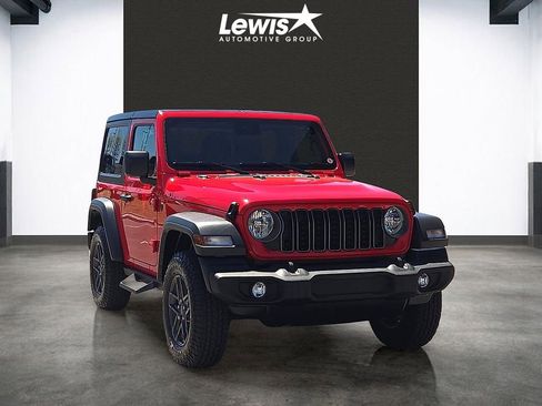 Used 2025 Jeep Wrangler Sport AWD/4WD image 6