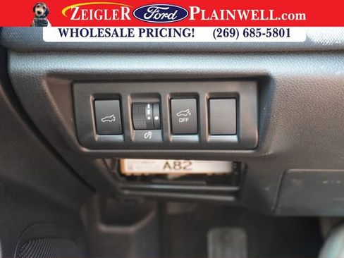 Used 2023 Subaru Outback Premium image 28