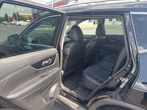Certified 2020 Nissan Rogue SL w/ Premium Package AWD/4WD image 12