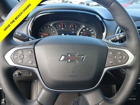 Used 2023 Chevrolet Traverse RS AWD/4WD image 32