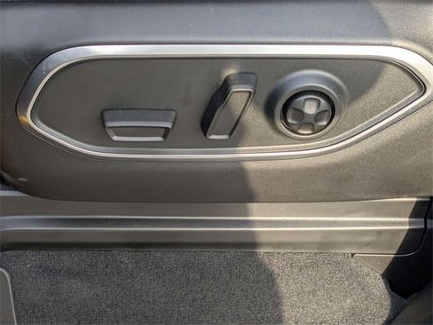 New 2025 Jeep Wagoneer Series II image 13