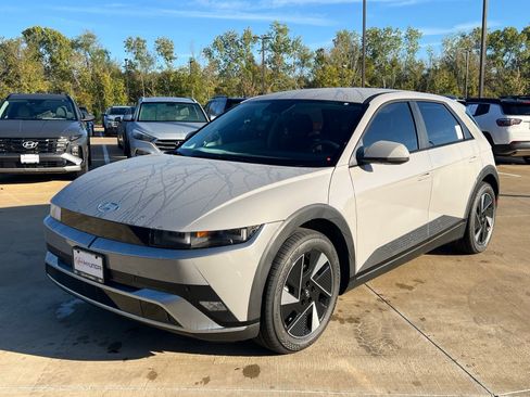 New 2026 Hyundai Ioniq 5 SE image 5