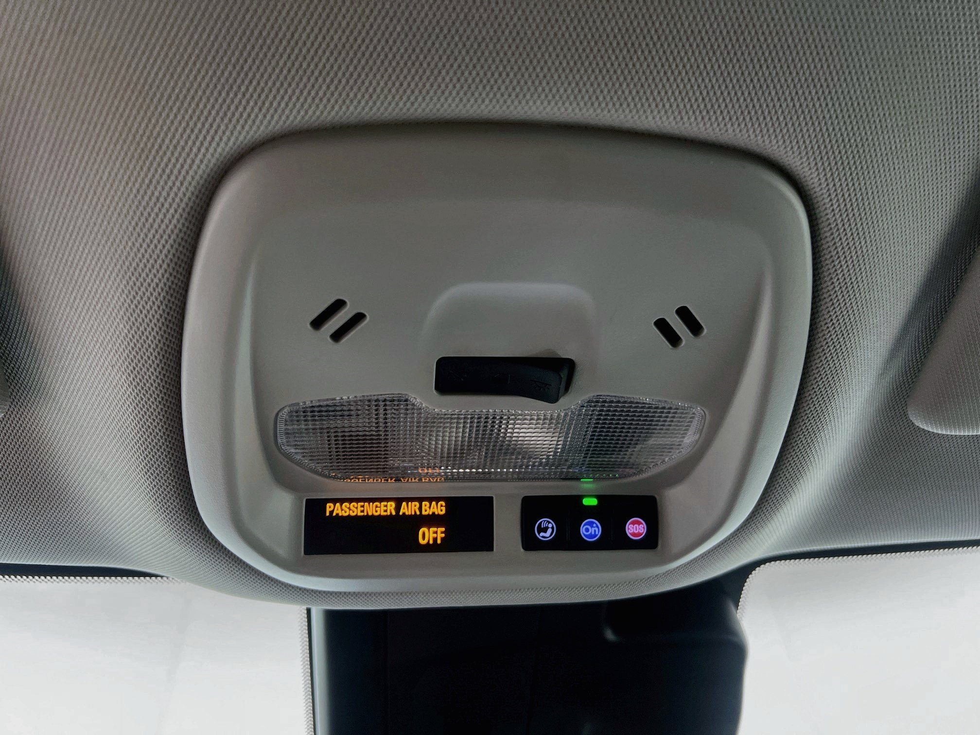 Used 2025 Chevrolet Trax LT FWD image 20