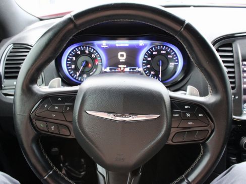 Used 2017 Chrysler 300 S image 11