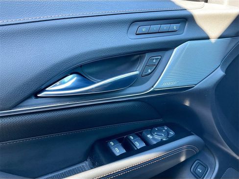 Used 2023 Cadillac CT4 V w/ Navigation Package image 18