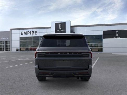 New 2026 Lincoln Navigator L Reserve AWD/4WD image 5