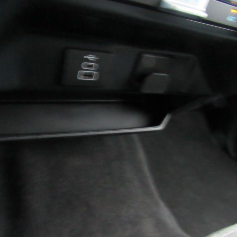Used 2025 Ford F150 XLT w/ Equipment Group 301A Standard RWD image 24