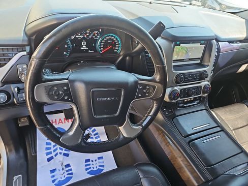 Used 2018 GMC Yukon Denali AWD/4WD image 13