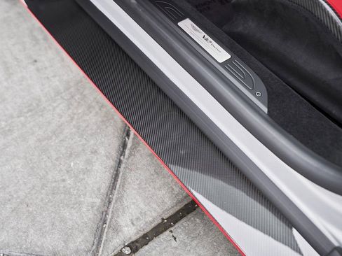 Used 2023 Aston Martin V12 Vantage image 39