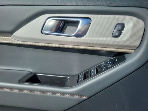 New 2026 Ford Explorer Active image 14