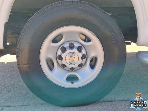 Certified 2024 Chevrolet Express 2500 w/ Driver Convenience Package RWD image 23
