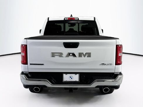 Used 2025 RAM 1500 Big Horn AWD/4WD image 6