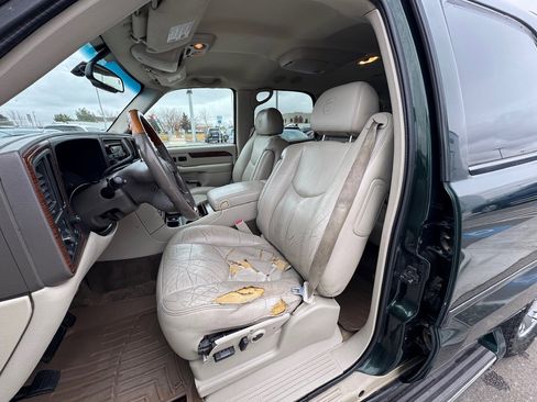 Used 2003 Cadillac Escalade AWD image 14