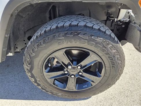 Certified 2022 Jeep Wrangler Unlimited Sahara image 19