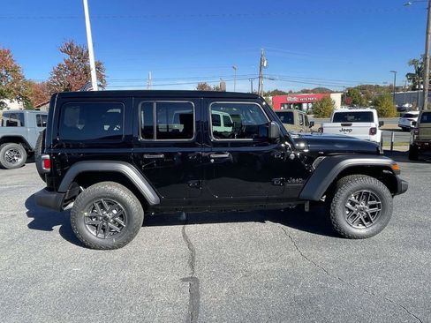 New 2026 Jeep Wrangler Unlimited Sport AWD/4WD image 9