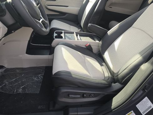 New 2026 Honda Odyssey Elite image 25