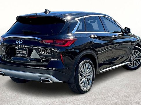 Certified 2024 INFINITI QX50 Pure image 2