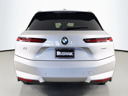 New 2026 BMW iX xDrive45 AWD/4WD image 6