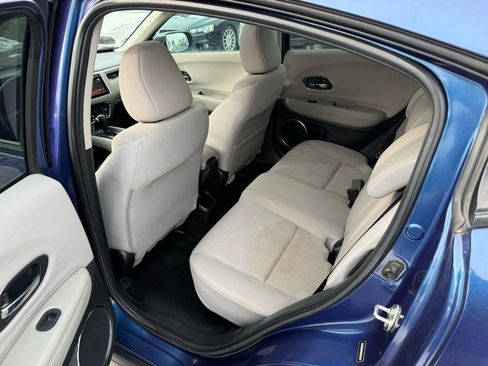 Certified 2017 Honda HR-V EX image 6