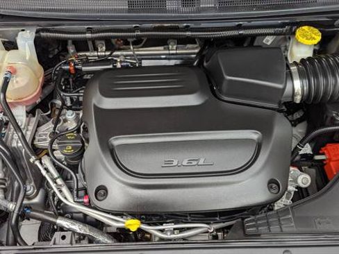 Used 2023 Chrysler Voyager LX FWD image 30