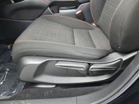 Certified 2024 Honda HR-V Sport image 25