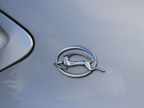 Used 2018 Chevrolet Impala LT image 42