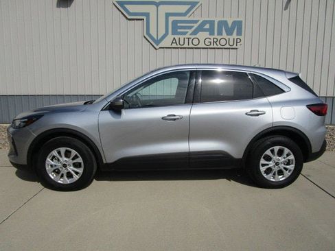 Used 2023 Ford Escape Active w/ Tech Pack #2 image 4