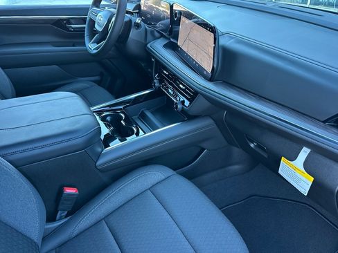 New 2025 Chevrolet Tahoe LS image 17