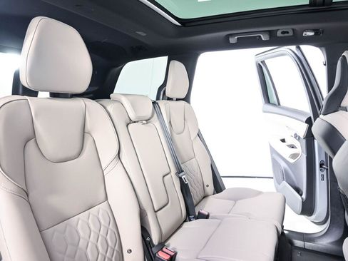 New 2026 Volvo XC90 B6 Plus w/ Protection Package Premier AWD/4WD image 21