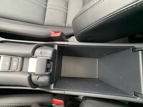Used 2025 Honda HR-V EX-L image 22