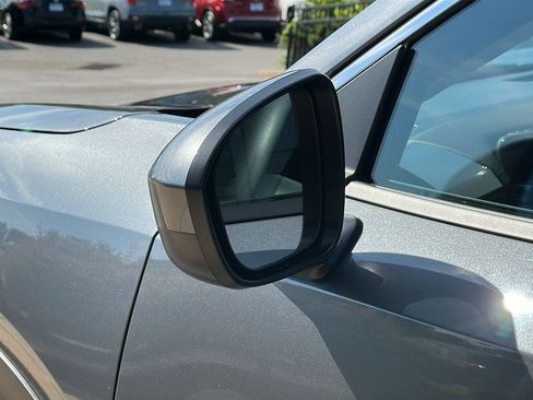 Certified 2025 Nissan Kicks SV AWD/4WD image 11