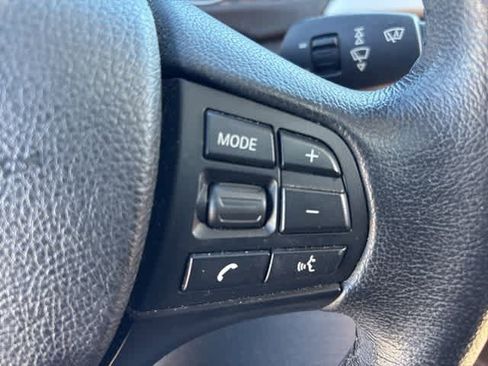 Used 2015 BMW 320i xDrive 320i xDrive image 12