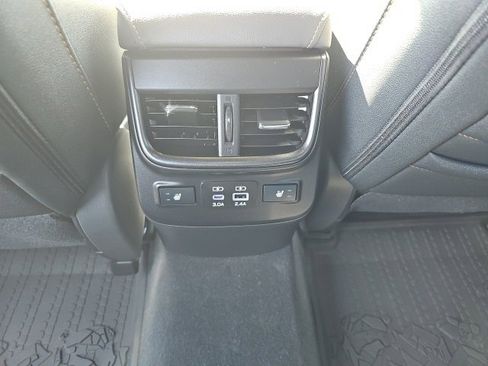 Used 2025 Subaru Outback Wilderness image 10